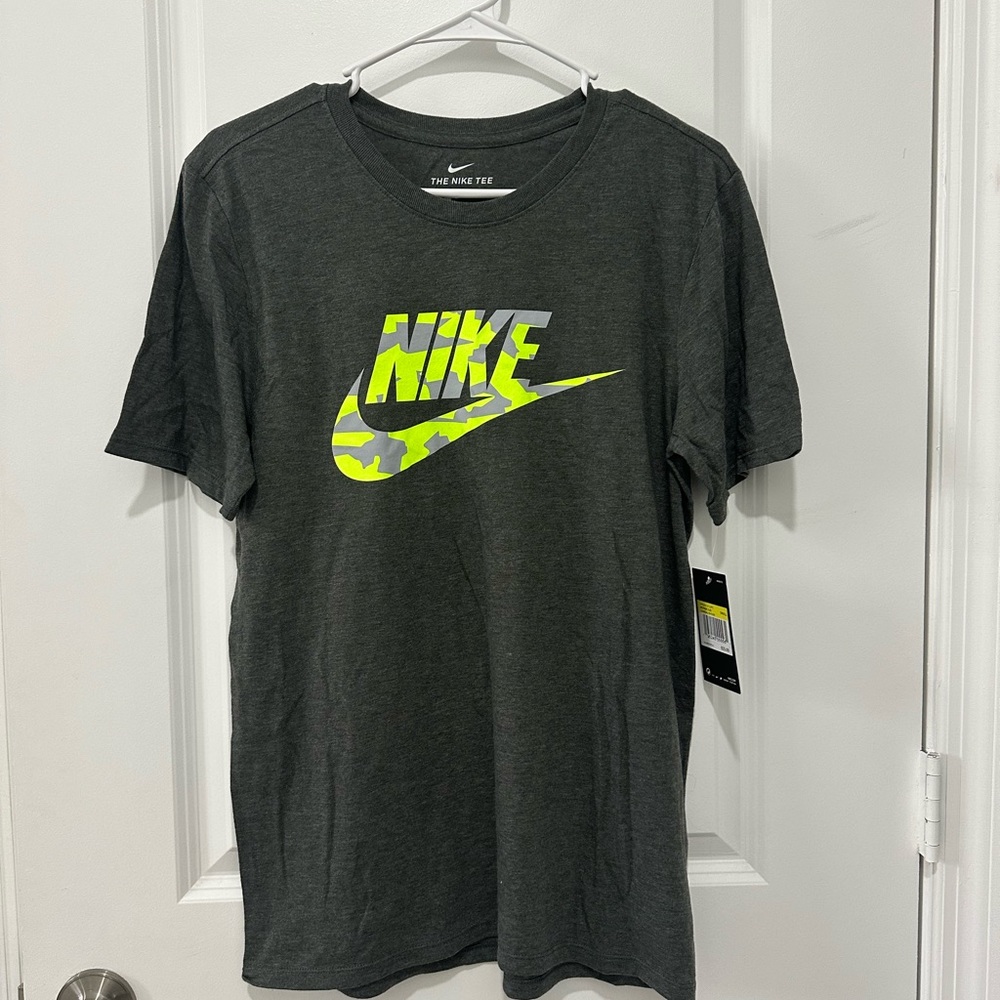 t shirt new Nike size s color gray